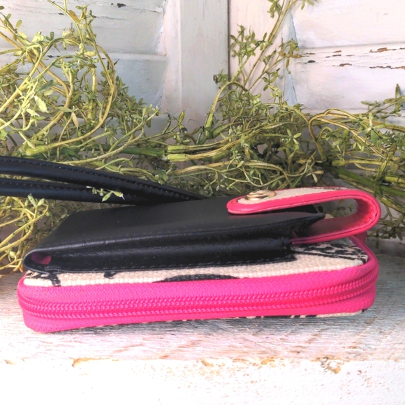 Spartina Zip Around Wristlet - Picture 4 of 6